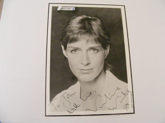 VICTORIA WICKS Signed Photo Autograph TV Doctor Who Drop the Dead Donkey