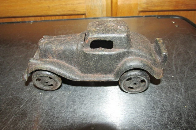 VINTAGE CAST IRON Touring Automobile Reproduction Circa 1960's $8.40