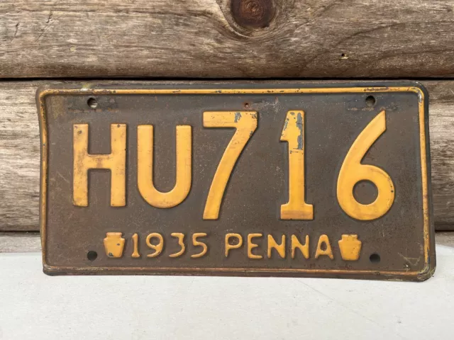 1935 Pennsylvania License Plate HU716 Penna PA Chevy Ford Chevrolet