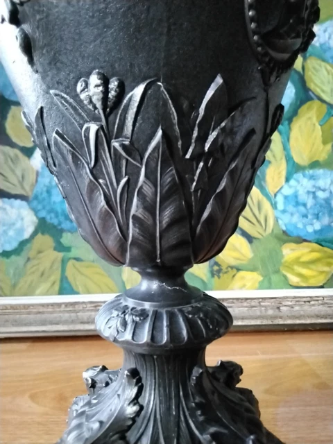 Vase Balustre en Régule décor personnages Antique période Napoléon III 7