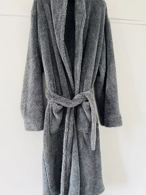 Mens Hooded Plush Flannel Dressing Gown, Durable Robe By Daisy Dreamer,  Super Soft Dressing Gowns, Ultra Absorbing Bathrobe, Ideal For Hotel, Gym  Or Spa – OLIVIA ROCCO