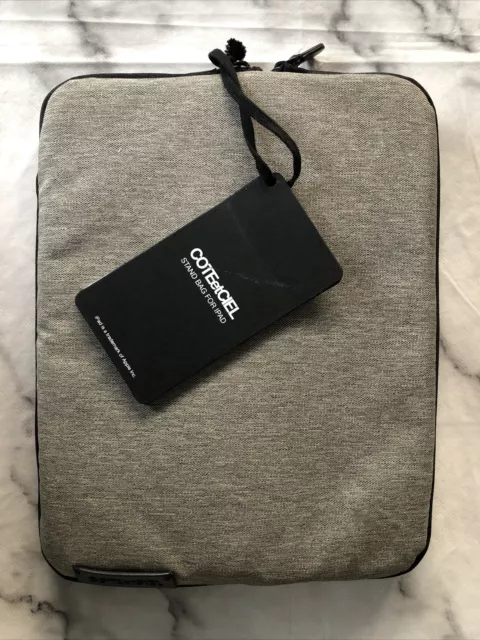 Cote et Ciel iPad Apple Tablet Ständer & Etui gepolstert grau Tasche - brandneu mit Etikett