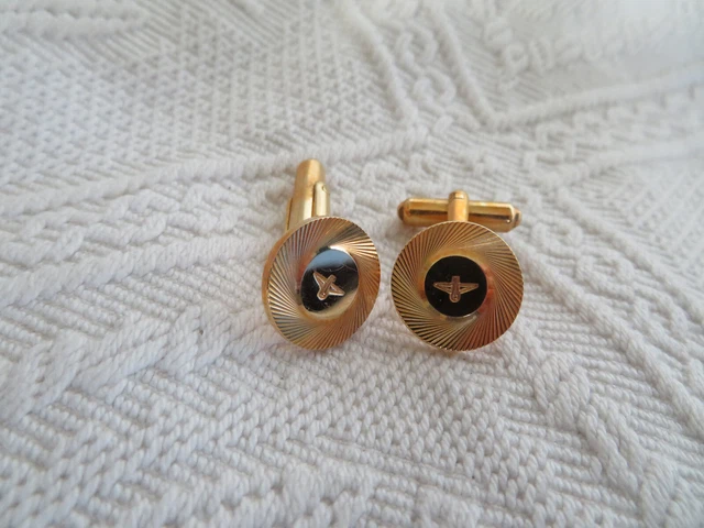 ancien bouton de manchette plaquer or