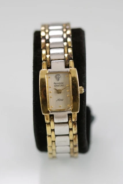 Montre Femme Vintage Armitron, Cuir, Mouvement Quartz, Fabriquée Au Japon, Occasion
