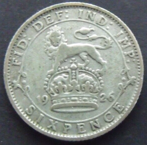 1926 GEORGE V SILVER SIXPENCE  ( 50% Silver )  British 6d Coin.   964