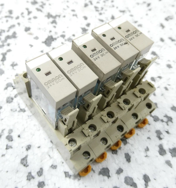 5x OMRON G2R-2-SN(S) RELÈ + PRESA - set di 5