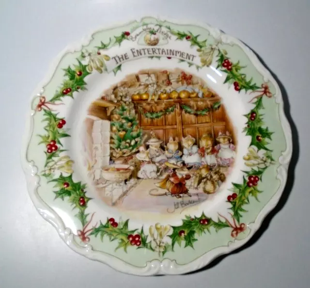 Royal Doulton Brambly Hedge The Entertainment Plate, 8¼" Dia., Midwinter Coll.
