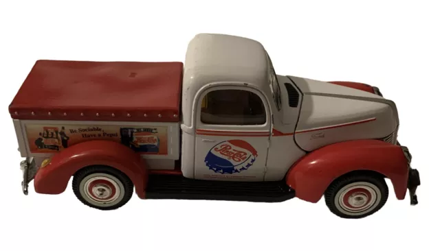 Vintage Golden Wheel Diecast 1940 Ford-40 Pepsi Cola Delivery Truck No: #MS13