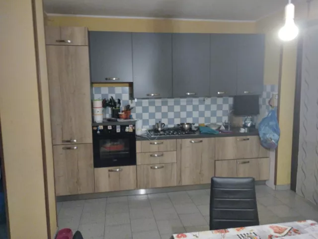 cucina completa di elettrodomestici usata