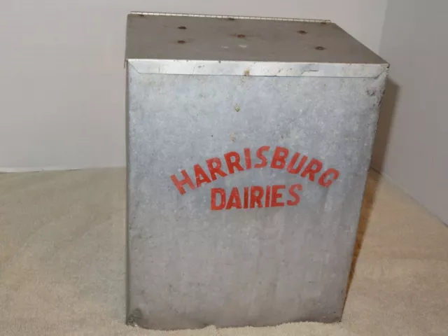 Vintage Metal Harrisburg (Pa.)  Dairies Milk Delivery Box w/Insulation