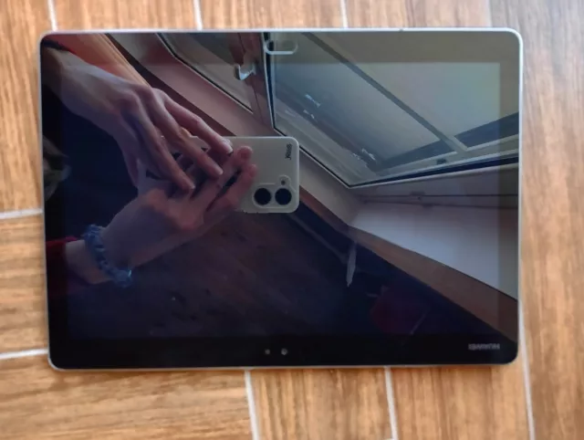 Tablet Huawei mediapad M5 lite. Versione WIFI con sim. Perfettamente funzionante