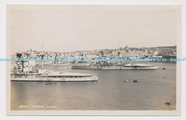 C025497 Malta. Grand Harbour. HMS Revenge and HMS Royal Sovereign