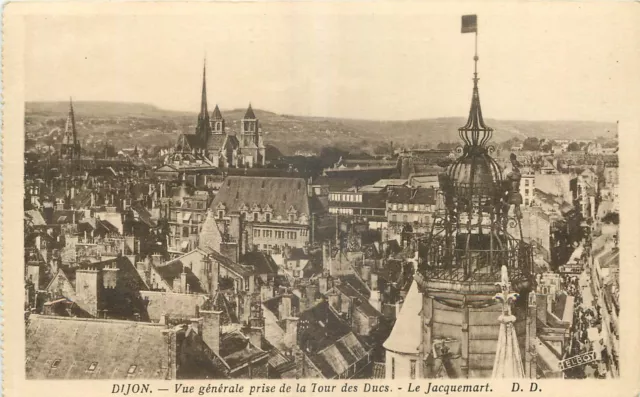 21   Dijon  Vue Generale De La Tour Des Ducs  Le Jacquemart  Dd