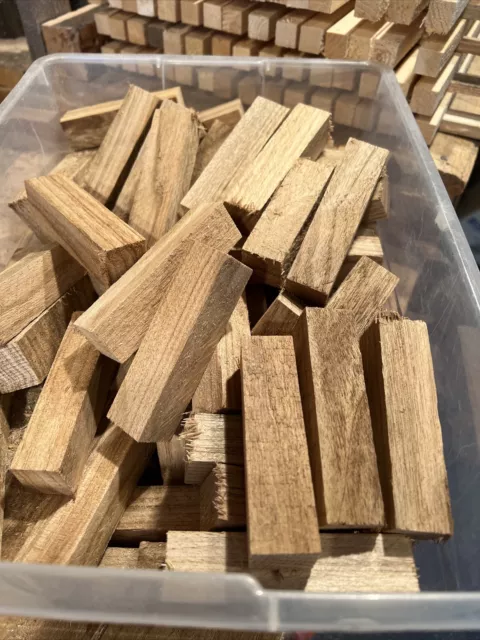 (100) Bloques de madera giratorios de 1"" x 1"" x 4"" talla de mantequilla sólida
