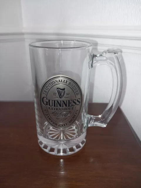 https://www.picclickimg.com/JzMAAOSwHlxk7KVg/Guinness-Limited-Edition-Tankard-With-Metal-Badge.webp