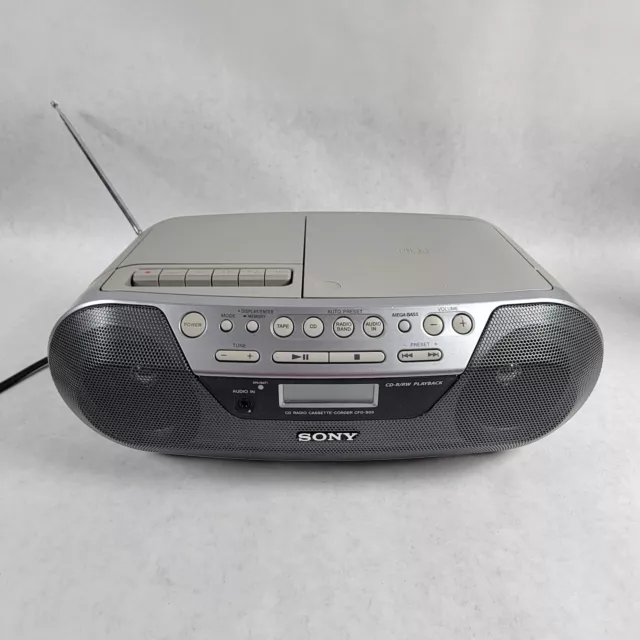 Vintage Sony CD, Cassette, Radio Portable Boombox Model CFD-S05 FREE SHIPPING!