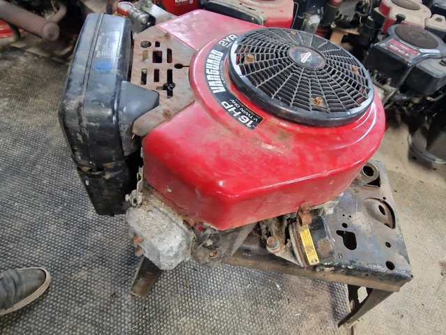 Briggs & Stratton Vanguard 16 Hp V Twin BRIGGS AND STRATTON Vanguard 16hp V Twin Ride On Mower Engine lawn 16