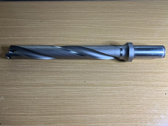 WALTER, Xtra-tec, Vollbohrer für Bohrkrone, B4017-F25.25.0.Z02.175R