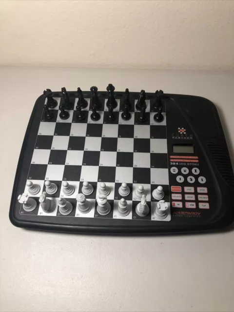 Saitek Garry Kasparov Coach Partner Electronic Chess Board