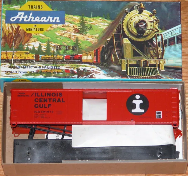 Ho Rail Runner / Athearn 137 50 Single Door Boxcar Kit Illinois Central Gulf Icg