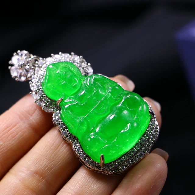 Perfect High Ice Chinese Jadeite Hand Carving Guanyin Bodhisattva Pendant C70
