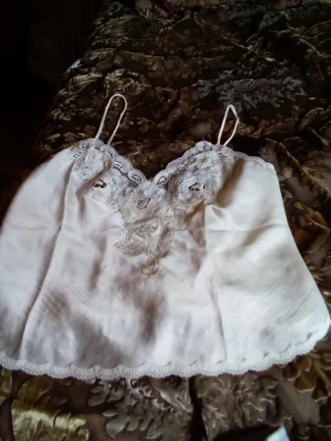 Christian Dior Vintage Womens Top Size Small Ivory Camisole Lace Trim Pre-owned