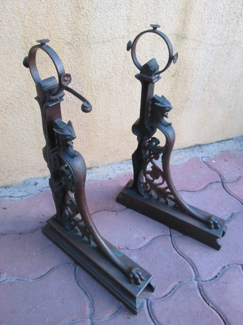 Paire De Chenets Anciens En Bronze Et Fonte – Déco Cheminée Authentique