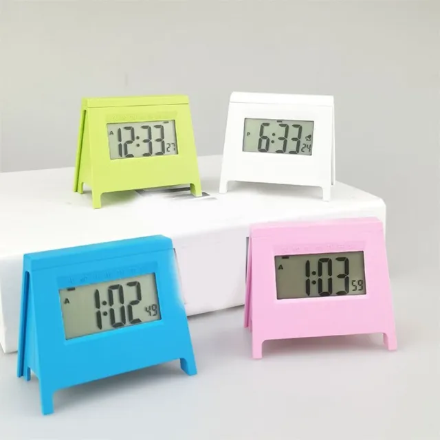Reloj despertador analógico infantil de plástico, incluye luz y función  snooze, botón de apagado, funcionamiento con