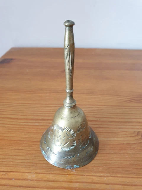 Petite Cloche En Bronze Ou Laiton Onnion - Vintage Avec Caractère - Idée Déco Atelier