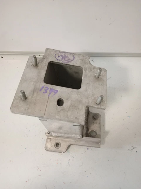 269181124 Bracket Retainer Reinforcement