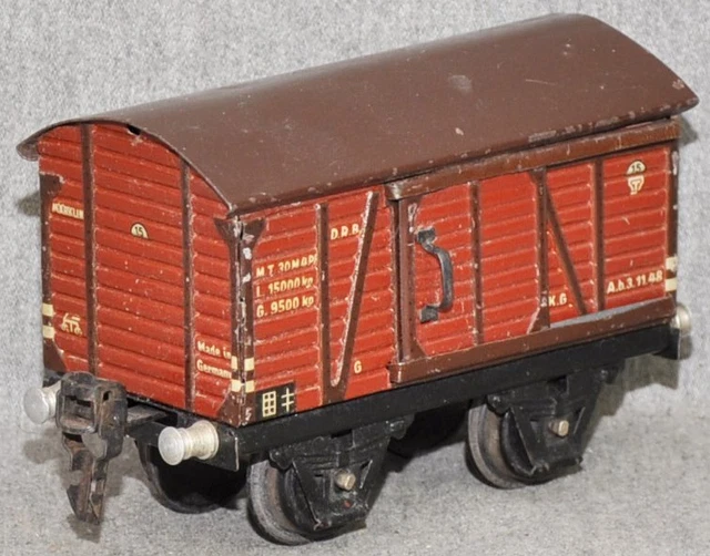 Märklin 1681 gedeckter Güterwagen  braun  Blech   von 1934__Spur 0