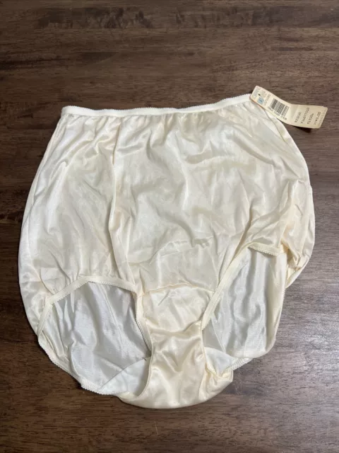 NEW Vintage Lorraine Granny Panty Gusset NOS Size 6 Nylon Cotton Full Coverage