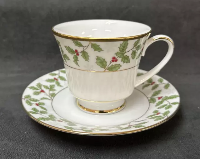 Noritake HOLLY & BERRY GOLD Cup and Saucer Set