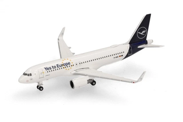 Airbus A320-200 Lufthansa - a photo on