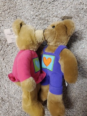 Hallmark Kiss Kiss Bears Kissing Magnetic Nose Plush Stuffed Valentine 2 Bears
