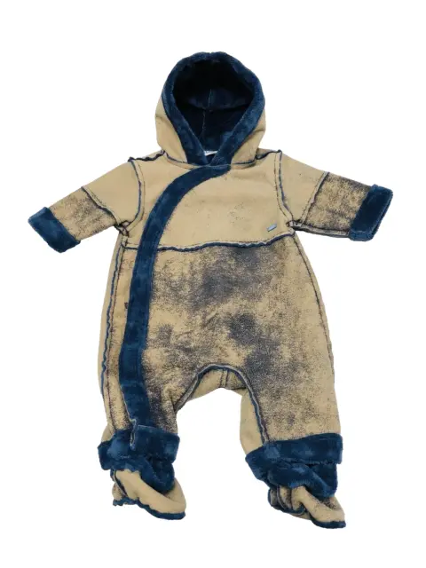 Baby Dior khakiblau Kunstleder All-in-One Schneeanzug, Alter 3 Monate