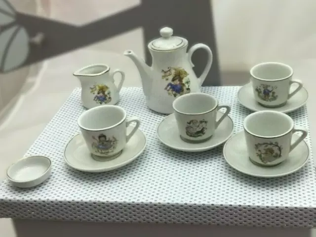 set dinette ancienne service à thé blanc avec motifs enfants dorure 12 pièces