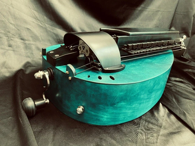 Hurdy-Gurdy Model Hog / Emerald Green / 24 keys / Ukrainian Lira 7