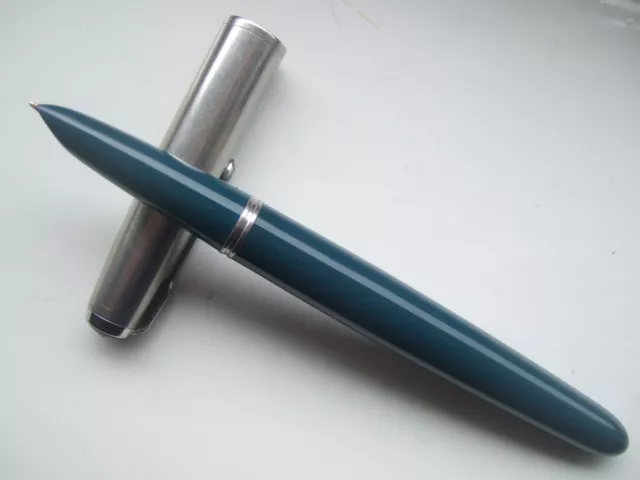 Vintage PARKER 51 Fountain Pen - Teal/Lustraloy - Medium Nib