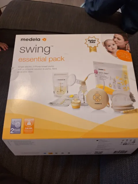 Medela Swing essential pack - breast pump and accessories