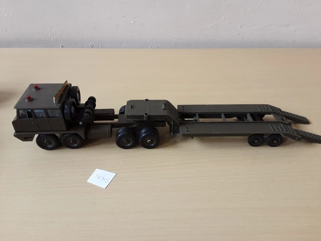SOLIDO support + pneus secours RESINE berliet militaire porte char T12 (R55 SOLIDO support + pneus secours RESINE berliet militaire porte char T12 (R55