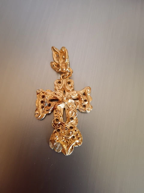 Pendentif Croix Doré Signé Stéphanie Séries - Bijou D'occasion, Couleur Or