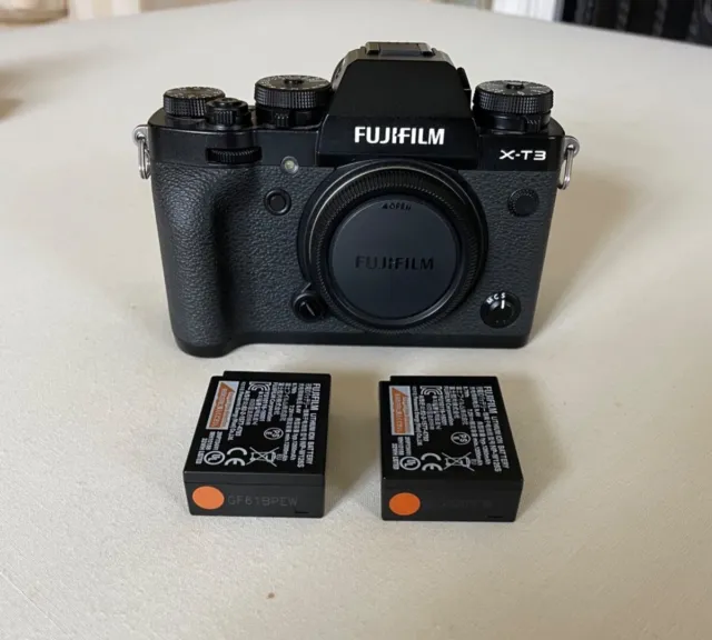 Fujifilm X-T3 camera Black, body only, 26.1mp Excellent condition 