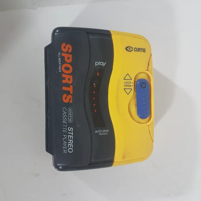 VINTAGE CURTIS SPORTS RS660 All Weather Radio AM/FM Stereo Cassette ...