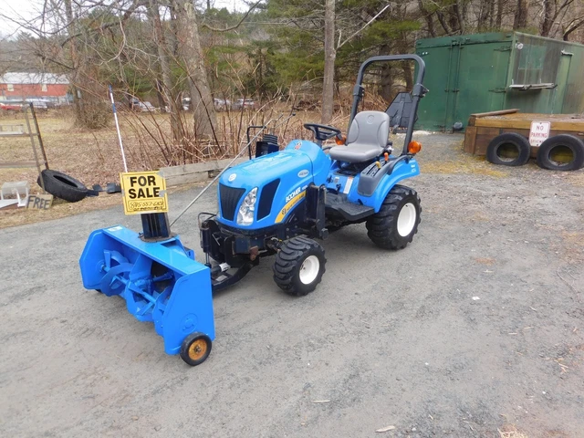 2010 New Holland 26Hp 3Cyl Diesel Tractor -Model#Boomer 1025 W/ 50" Snowblower/4