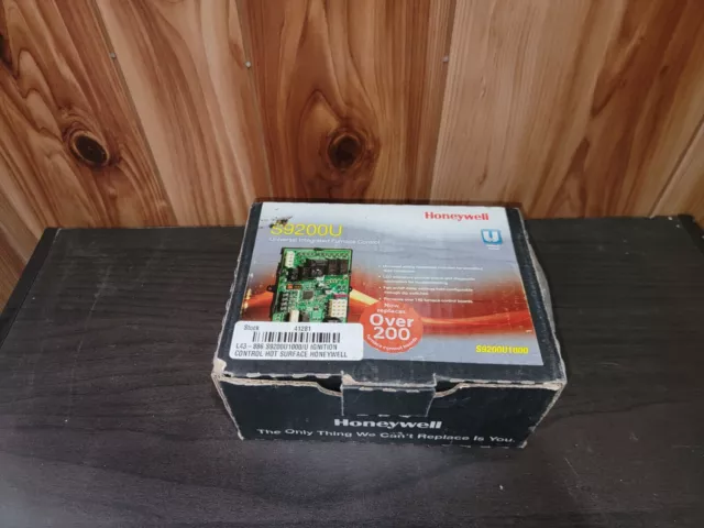 (641) Honeywell S9200U1000 Universal Furnace Control HSI Integrated