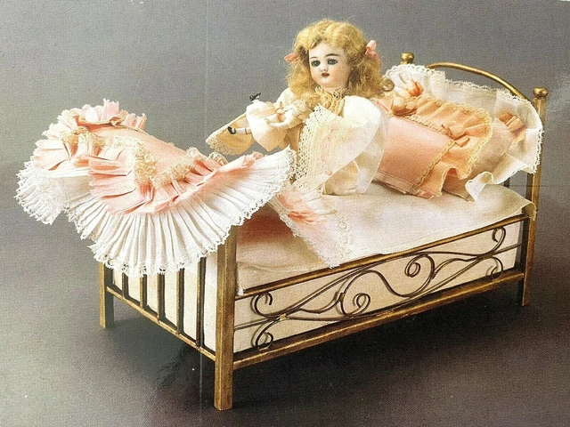 POUPÉE ANCIENNE EN Porcelaine EDEN Paris 1890 Dans la Boîte d'origine