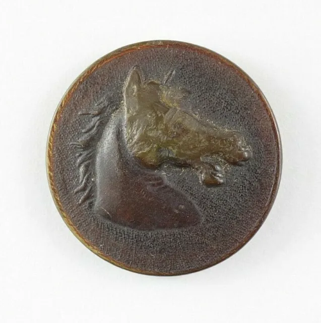 1830s-40s Pressed Horn Horse Head Choisy Paris Button E3ET