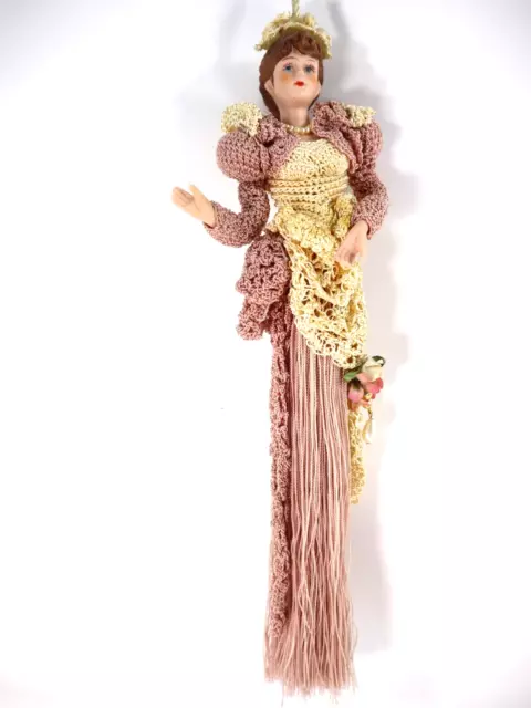Ceramic Lady Holiday Ornament Knitted Christmas Tree Wall Art Decoration