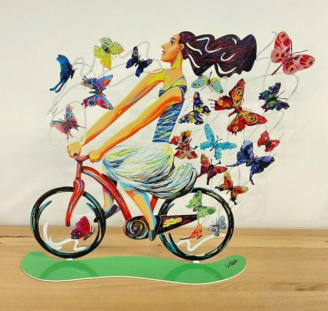 David Gerstein Art Rider In Euphoria Modern Metal Sculpture dama y mariposas